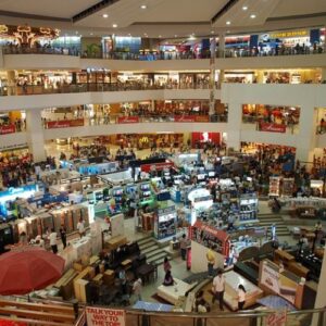 biggest shopping malls in india